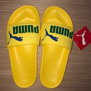 Puma slide sandals size 6 U.S. brand new